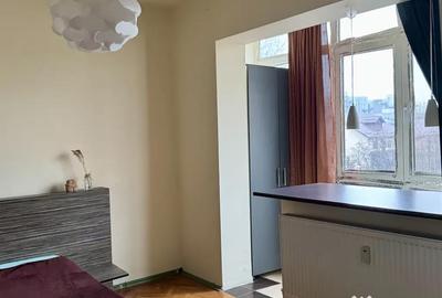 Apartament cu 3 camere decomandat în Nord - 12