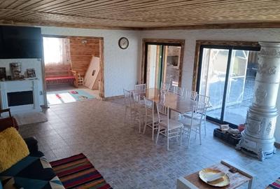 Casă individuală cu 5 camere cu Teren 10000 Mp în Borod - 1