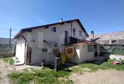 Casă cu 5 camere cu Teren 300 Mp în Central