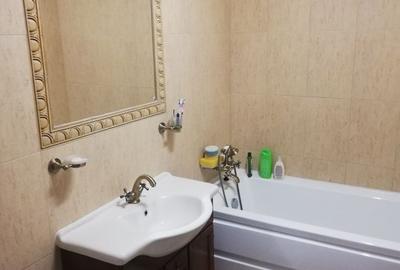 Apartament cu 3 camere semidecomandat în Florești - 2
