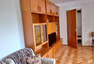Apartament cu 2 camere semidecomandat în Central - 1