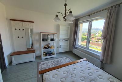 Apartament de inchiriat la casa in Cristian - 13