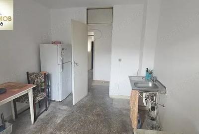 Apartament cu 3 camere decomandat în Luncă - 1