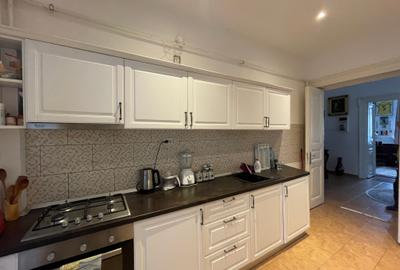 Apartament spectaculos de 4 camere într-o vilă cu farmec istoric, Victoriei - 14