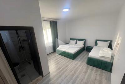 Casă cu 9 camere în Central - 2