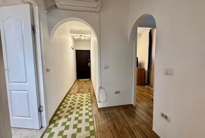 Apartament cu 2 camere semidecomandat, mobilat în P-ța Victoriei - 8