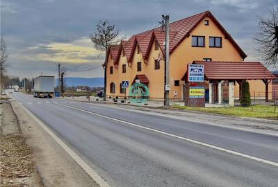 Oportunitate ! Pensiune 7 camere, 4 apartamente, 760mp utili la E60 - 20