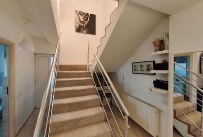 Casa 5 camere, garaj si terasa de 37 mp | Zona linistita Casa 5 camere, garaj si terasa de 37 mp | Zona linistita - 5