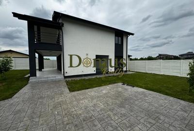 Vila 5 Camere Balotesti Central - 1