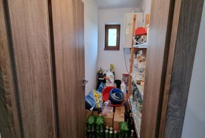 Casa de vanzare spre Vetis, drum principal - 11