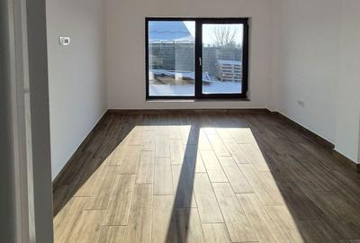 Casă cu 4 camere cu Teren 1500 Mp în Ciurea - 8