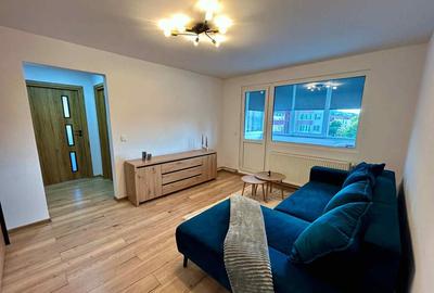 Apartament 2 camere, semidecomandat - zona Astra