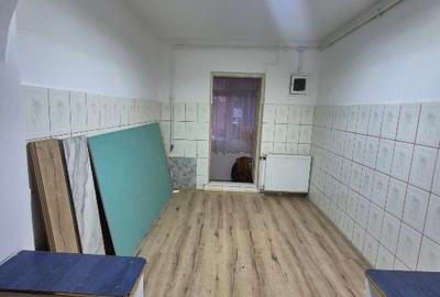 Apartament cu 2 camere semidecomandat în Narcisa - 3