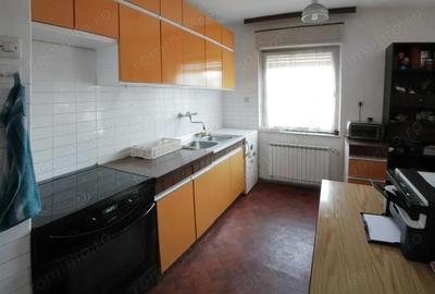 Apartament cu 2 camere în Girocului