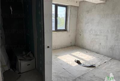 Cladire office de vanzare stradala / vizibilitate mare - 13