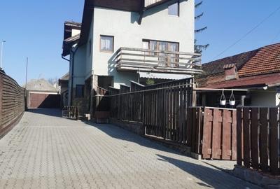Casă cu 5 camere cu Teren 1958 Mp în Turcheș - 2