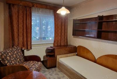 Aradului Vest - 4 Camere - Decomandat - Etaj intermediar - 12