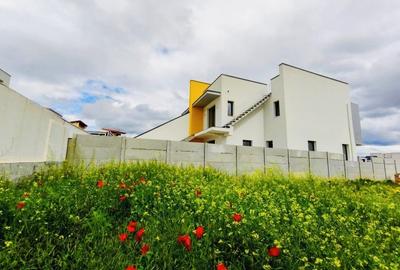 Vanzare vila moderna in Mamaia Nord -- terasa circulabila - 2