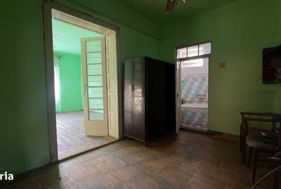 Casă cu 4 camere cu Canalizare în Ultracentral - 3