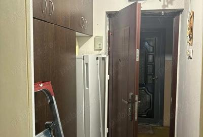 Garsoniera zona TRACTORUL - 1