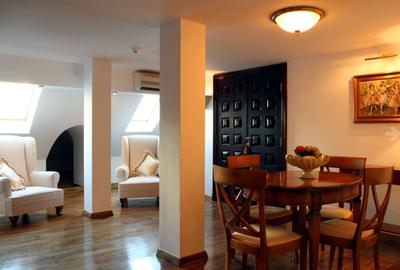 Hotel/Pensiune, de 30 mp, în P-ța Universității - 6