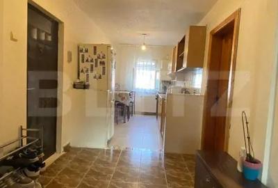 Apartament cu 3 camere decomandat în Central - 8
