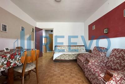 Apartament cu 2 camere decomandat, mobilat în Cornișa