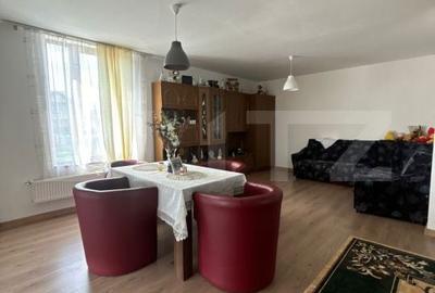 Casă cu 5 camere cu Teren 1000 Mp în Cetate - 16