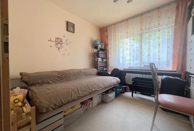 Apartament cu 3 camere semidecomandat, mobilat în Girocului - 9