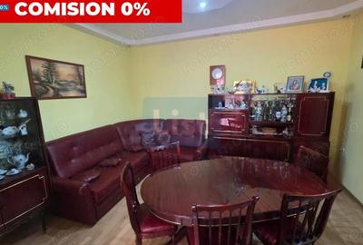 Casă cu Teren 590 Mp în Roman - 3