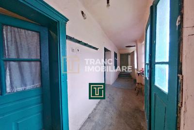 Casă cu 4 camere cu Teren 1440 Mp în Secusigiu - 11