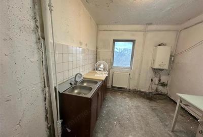 Apartament 3 camere de vanzare, Galata - 3