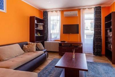 Apartament cu 3 camere semidecomandat, mobilat în Unirii
