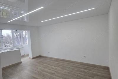 Garsonieră decomandată în Micro 40 - 8