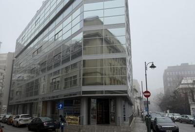 Birou, de 120 mp, în Universitate - 1