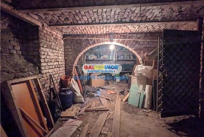 Armeneasca etaj vila 5 camere ,suprafata 183 mp, loc parcare - 49