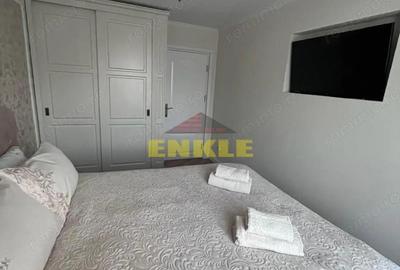 De inchiriat apartament 3 camere zona ?colii 7 - 5