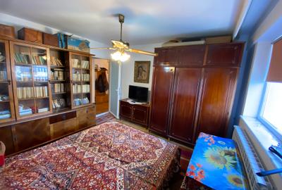 Apartament cu 2 camere decomandat în Casa de Cultură - 10