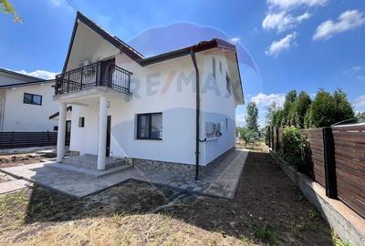 Casa / Vila cu 5 camere de inchiriat - Berceni - 4