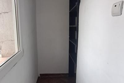 Apartament de vanzare in Constanta, Gara - 2 camere decomandat - 7