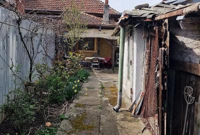 Casă cu 2 camere cu Teren 330 Mp în Lunei - 15