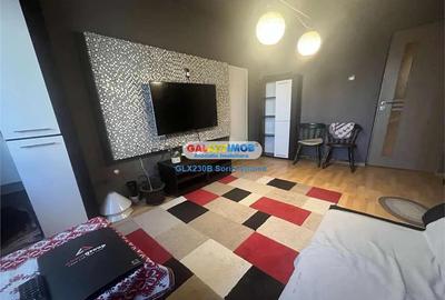 Apartament cu 4 camere semidecomandat, mobilat în Tei