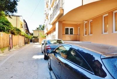 Apartament cu 3 camere semidecomandat, mobilat în Iancului - 27