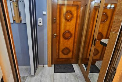 Garsonieră semidecomandată, mobilată în Democrației - 12