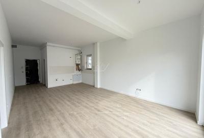 Gradina proprie. Finisaje superioare. Loc de parcare. - 3