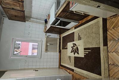 Inchiriez apartament cu 3 camere - 3