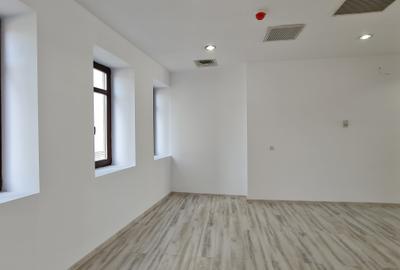 Birou, de 257 mp, în Unirii - 3