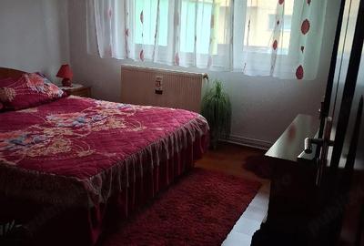 Apartament cu 3 camere decomandat în Central - 2