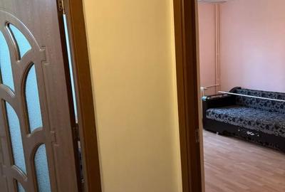 Apartament cu 2 camere în Podu Roș