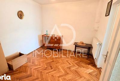 Casă cu 3 camere cu Teren 1482 Mp în Central - 1